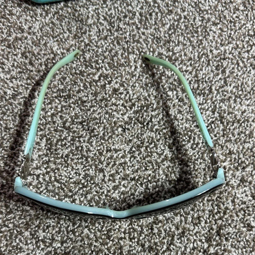 Tiffany & Co. Black Oversized Women's Sunglasses with Tiffany Blue Case - Picture 7 of 14